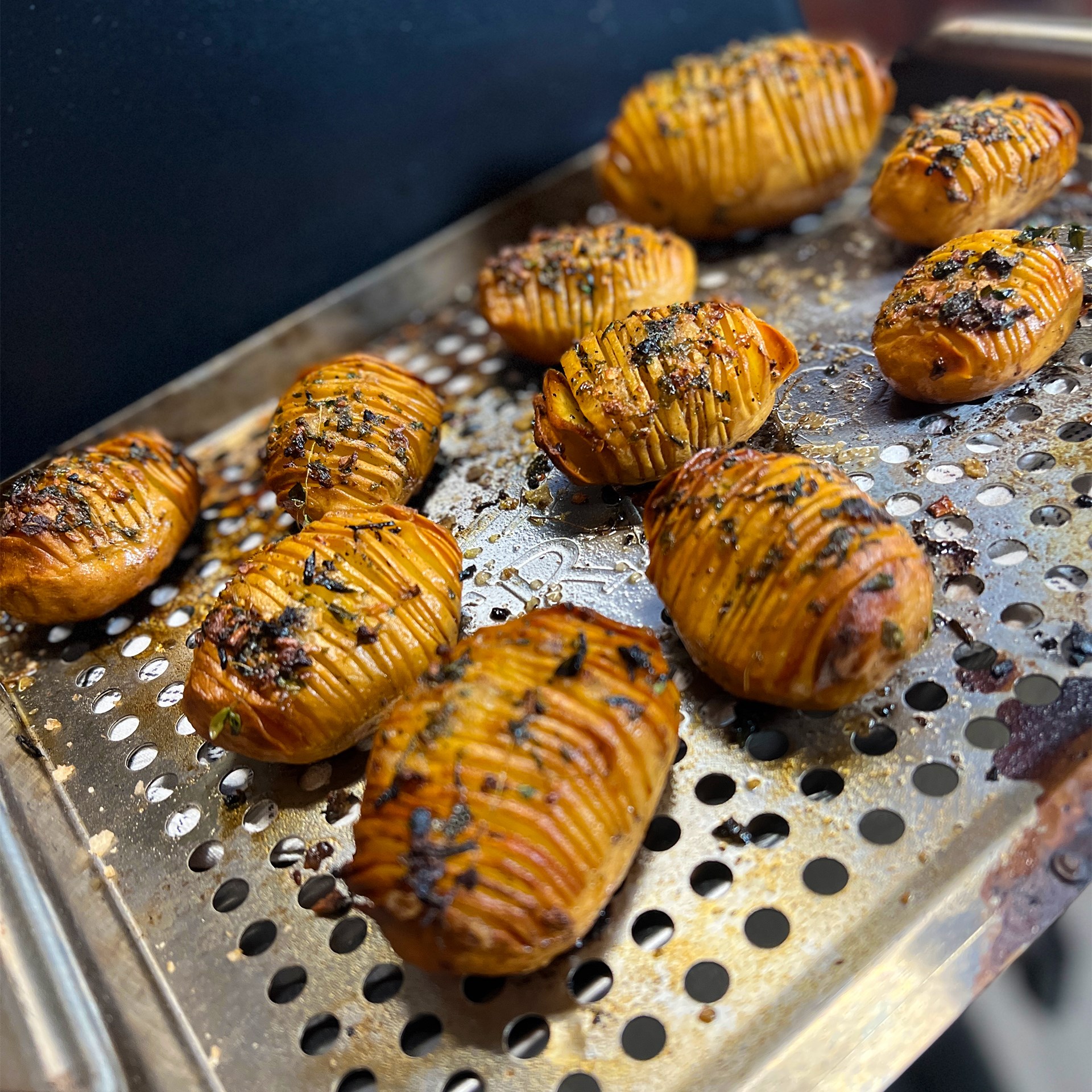 Hasselback Kartofler Opskrift Pillegrill 1