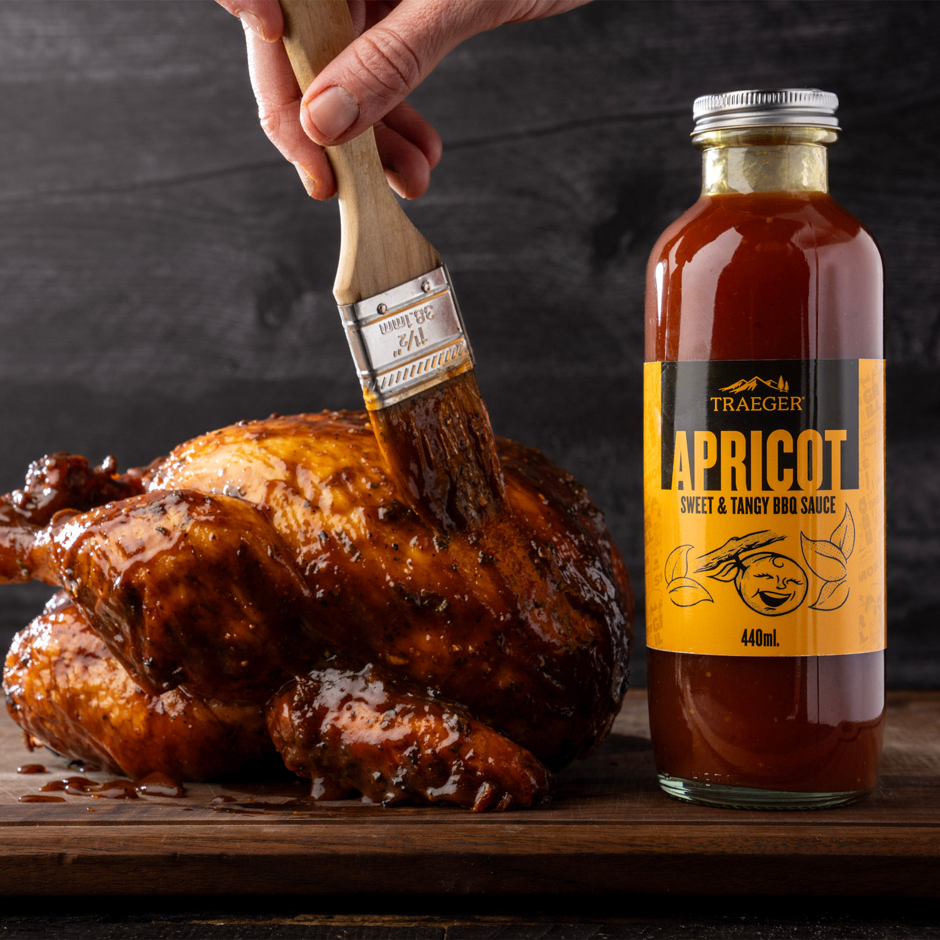 International Apricot Sauce 001