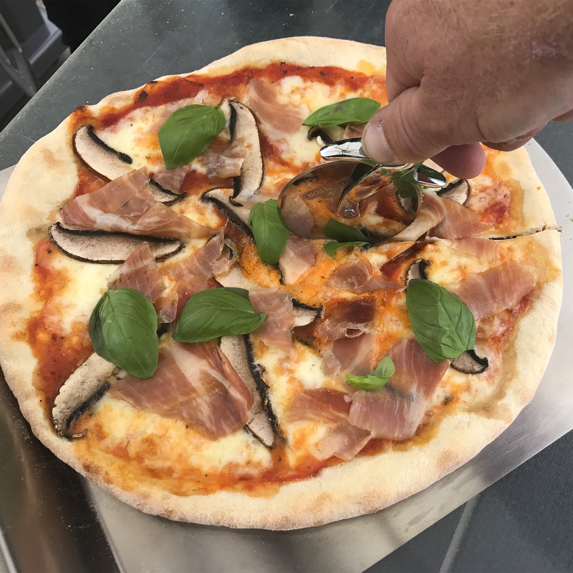 Italiensk Pizza Opskrift Gasgrill 1 3763