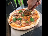 Italiensk Pizza Opskrift Gasgrill 1